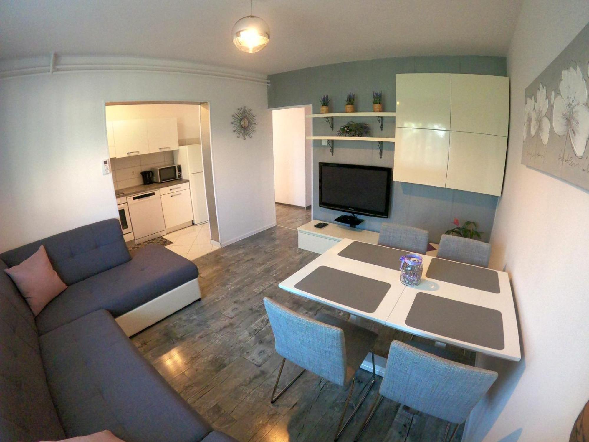 Apartment Palace